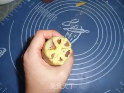 Make Wheel crackers step 15