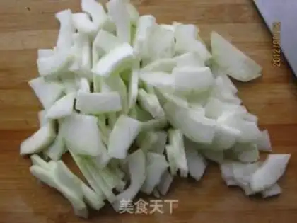 Make Poonmelon with flowers and soup step 2