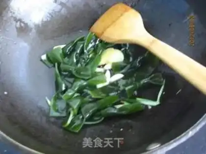 Make Poonmelon with flowers and soup step 5