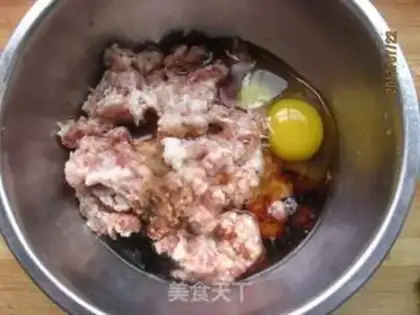 Make Dried meatballs step 1