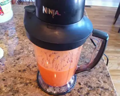 Make Carrot pineapple apple juice step 3
