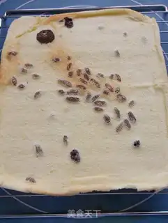 Make A striped pine roll step 19