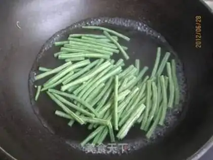 Make Garlic beans step 2