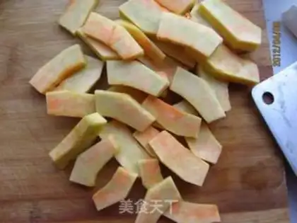 Make Olive food and a pumpkin step 1