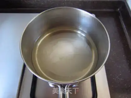 Make The tuna salad gravy step 0
