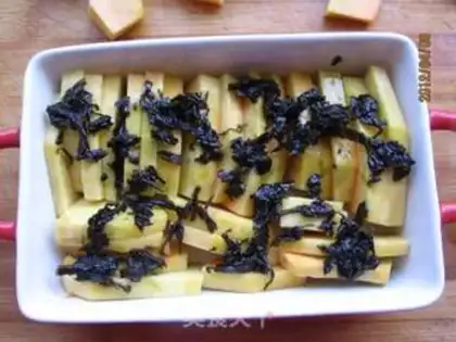 Make Olive food and a pumpkin step 3