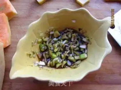 Make Olive food and a pumpkin step 6