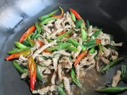 Make Twin peas, fried meat step 9