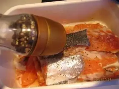 Make Garlic black pepper salmon chops step 1