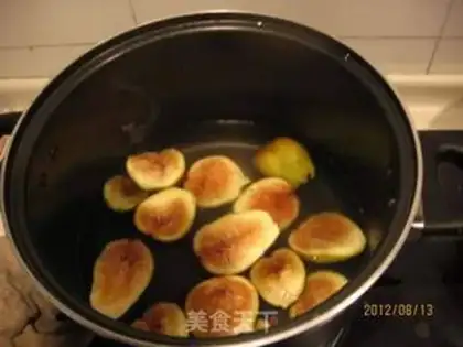 Make Silver soup with figs step 5
