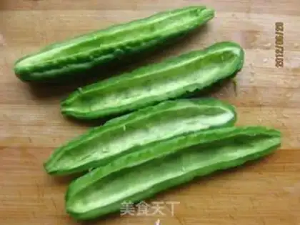 Make Slut and bitter shrimp step 1