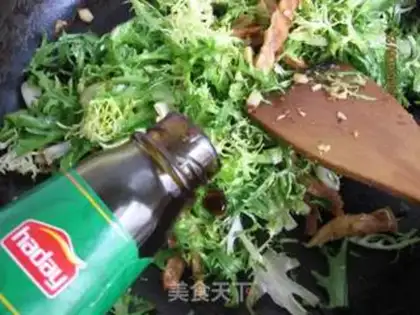 Make Garlic greasy ass-dry fish step 13