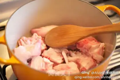 Make A pot of pigs