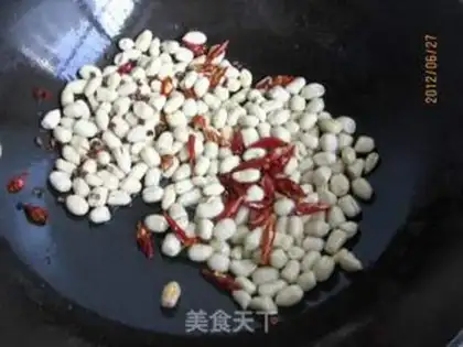 Make Spicy peanuts step 9