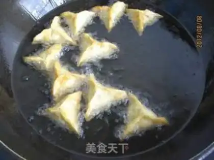 Make Potato mashed triangle step 14