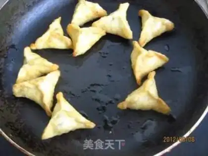 Make Potato mashed triangle step 15