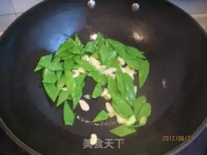 Make Dutch soy chicken step 9