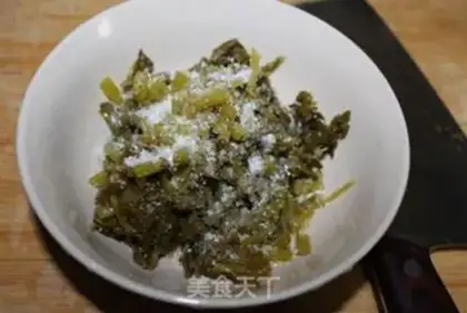 Make A fan of yogurt and mushrooms step 2