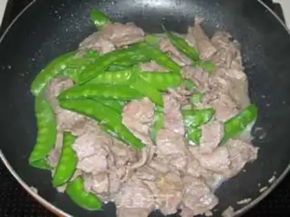 Make Beef fried Dutch beans step 9