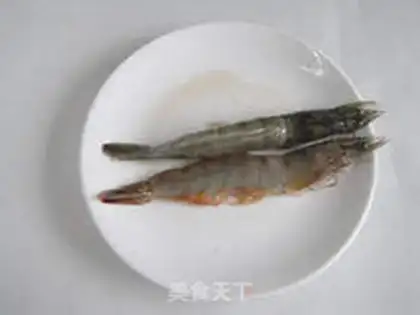 Make Red tomato shrimp step 1