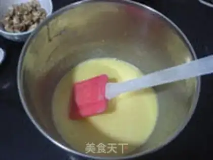 Make Banana walnut marfin step 3