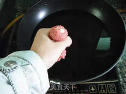 Make Cheese beefballs step 13