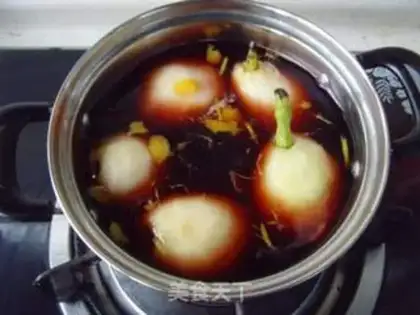Make A red pear step 2