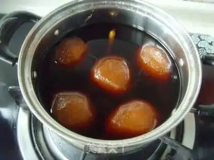 Make A red pear step 3