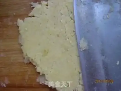 Make Smiley potatoes step 1