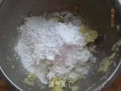 Make Smiley potatoes step 2