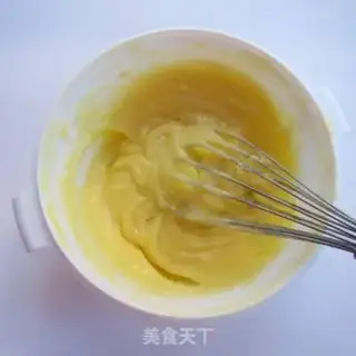 Make Salad sauce step 5