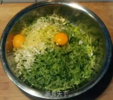 Make Roachballs step 6