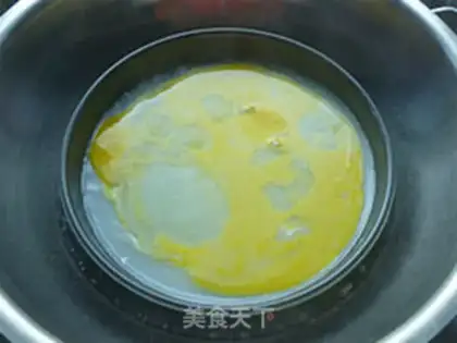 Make Egg intestines step 5