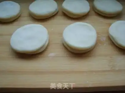 Make Old Beijing chicken roll step 8