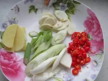 Make Spicy dumplings step 3