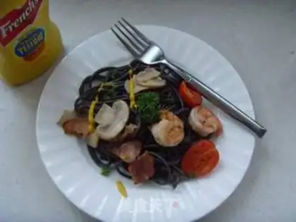Make Smoky fish noodles step 10