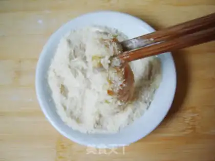 Make Old Beijing chicken roll step 16