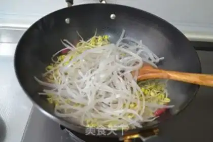 Make Soy sprouts step 4