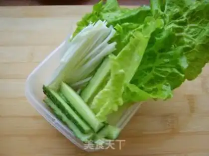 Make Old Beijing chicken roll step 19
