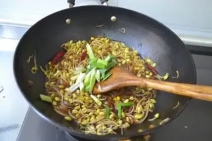 Make Black rice raisins step 11