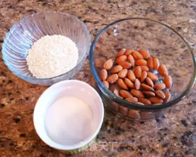 Make Almond rice step 0