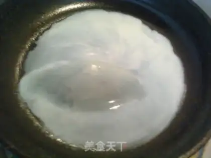 Make Fancy an egg roll step 3