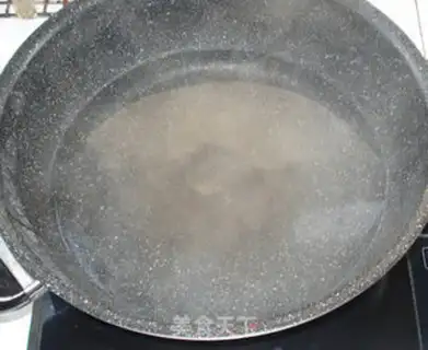 Make Pork feet, soybeans step 1