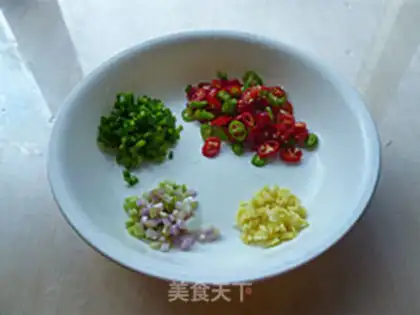Make Spicy puffy fans step 3