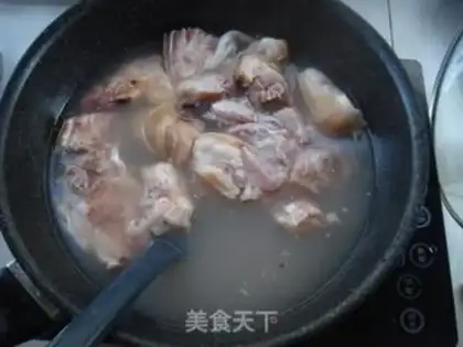 Make Pork feet, soybeans step 2