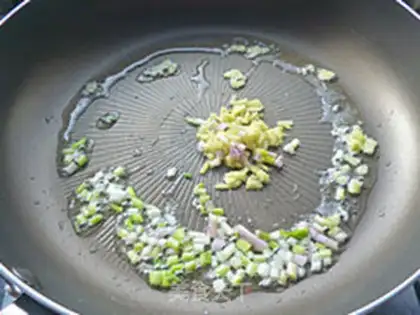 Make Spicy puffy fans step 4