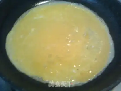 Make Fancy an egg roll step 5