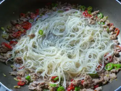 Make Spicy puffy fans step 8