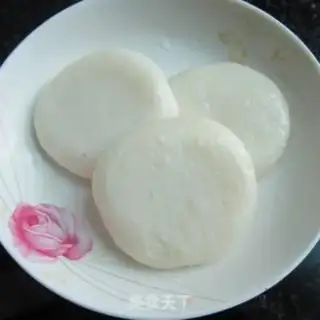 Make Red sugar steamed pastry step 2