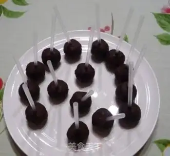 Make The truffled chocolate lollipop step 12